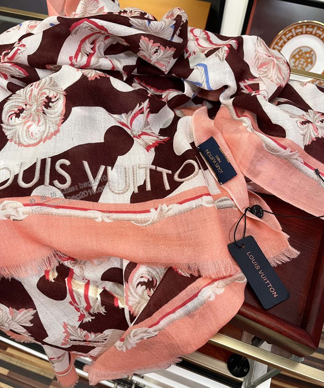 Louis Vuitton女士圍巾 路易威登2021新款頂級羊絨圍巾披肩 LV戒指絨長巾  mmj1215